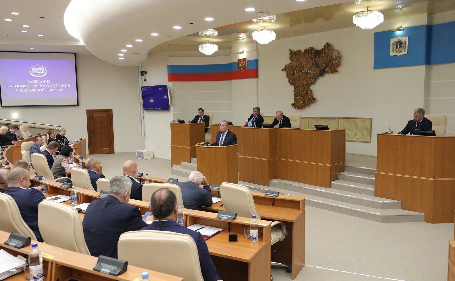 Сергей Рябухин в ходе региональной поездки принял участие в заседании Законодательного Собрания Ульяновской области