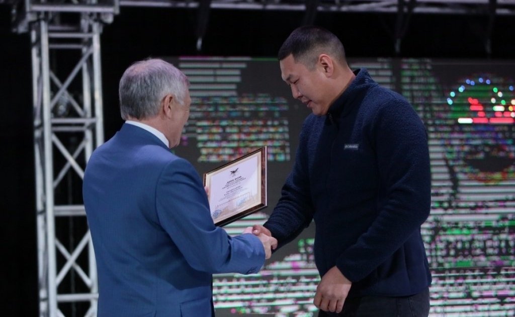 Сергей Михайлов в рамках рабочей поездки в регион принял участие в заседании итоговой коллегии Министерствафизической культуры и спорта региона