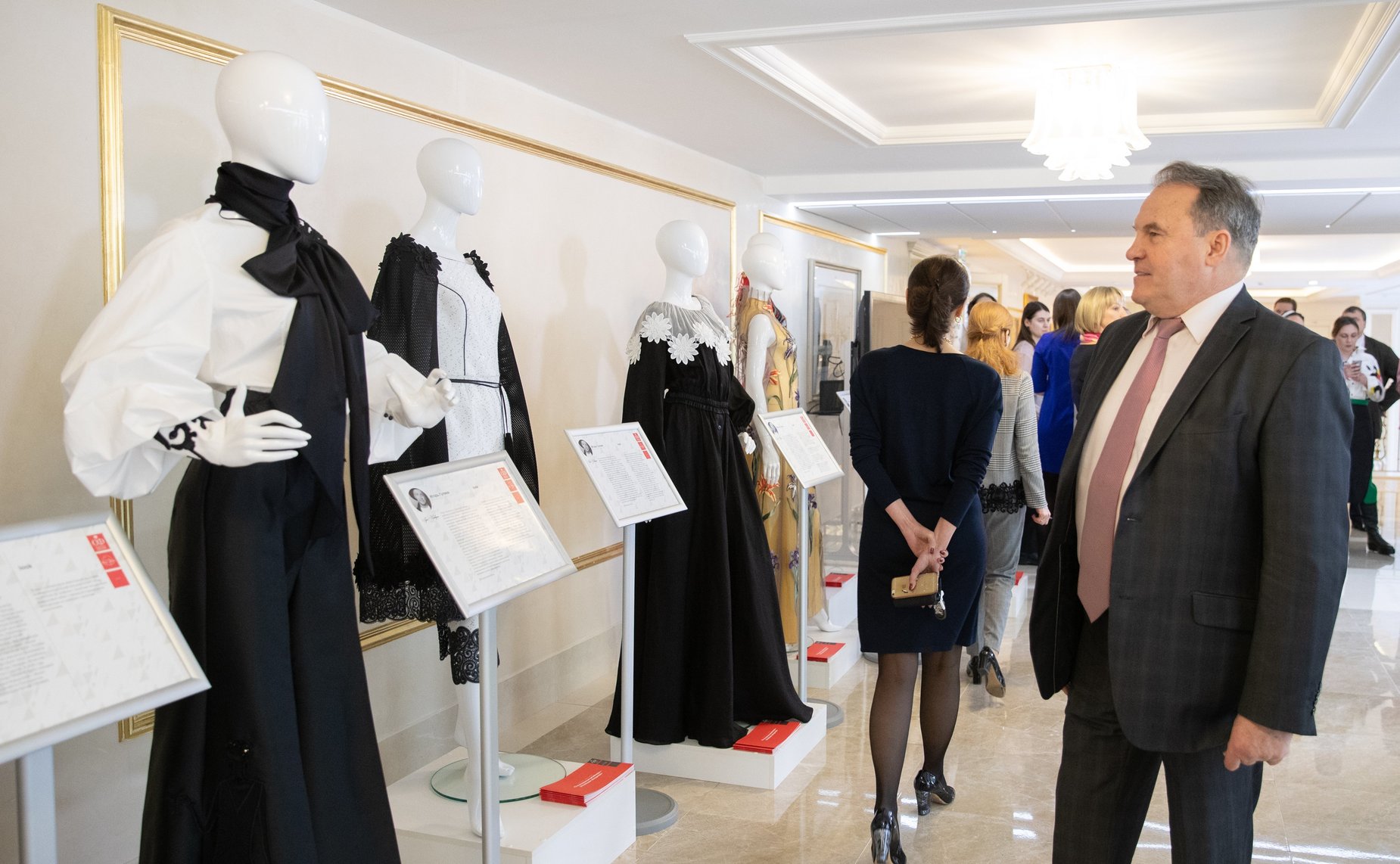 Открытие выставки «Отечественные дизайнеры – российским женщинам»