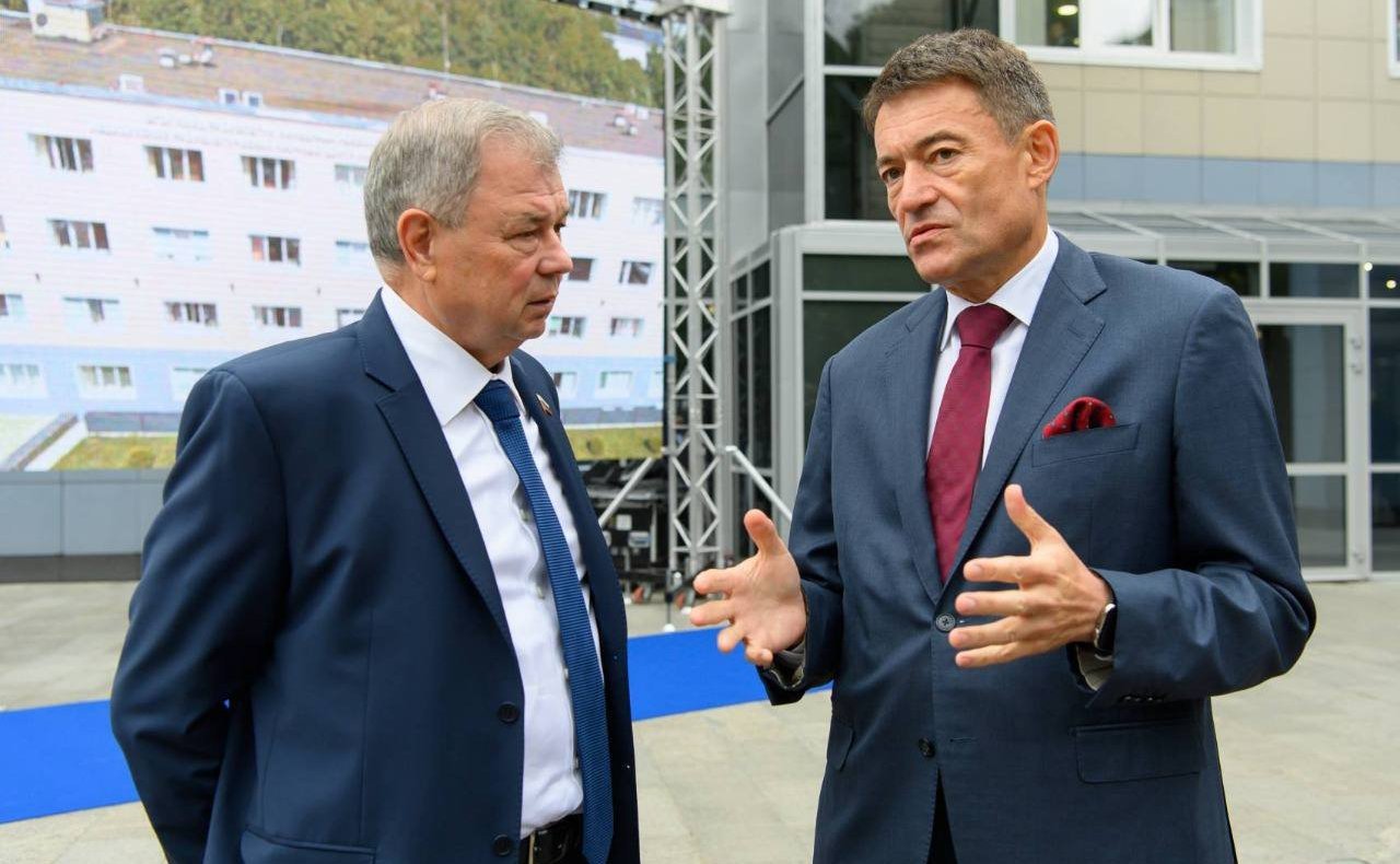 Анатолий Артамонов выступил на мероприятиях в Обнинске, посвященных 60-летию МРНЦ имени А.Ф. Цыба