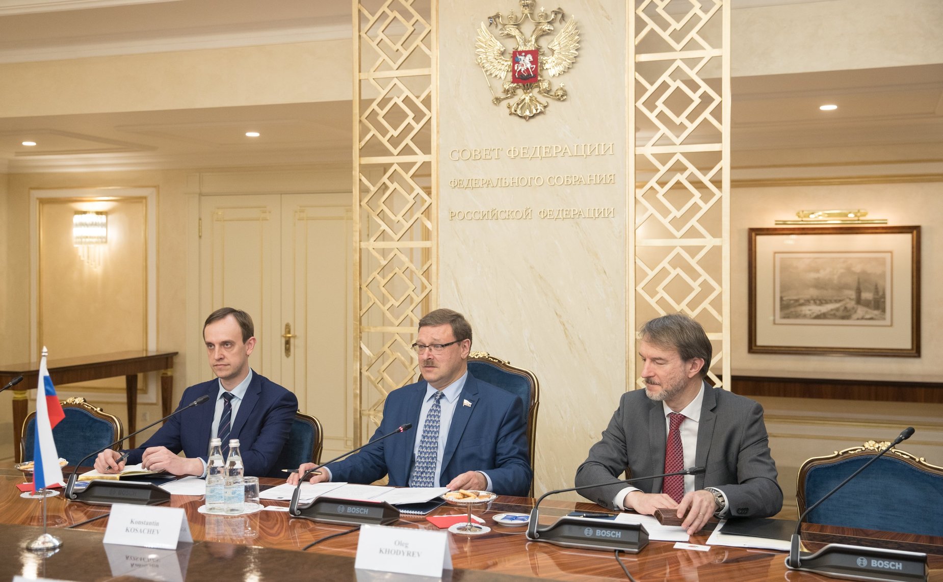 Встреча К. Косачева с Чрезвычайным и Полномочным Послом Вьетнама Нго Дык Манем