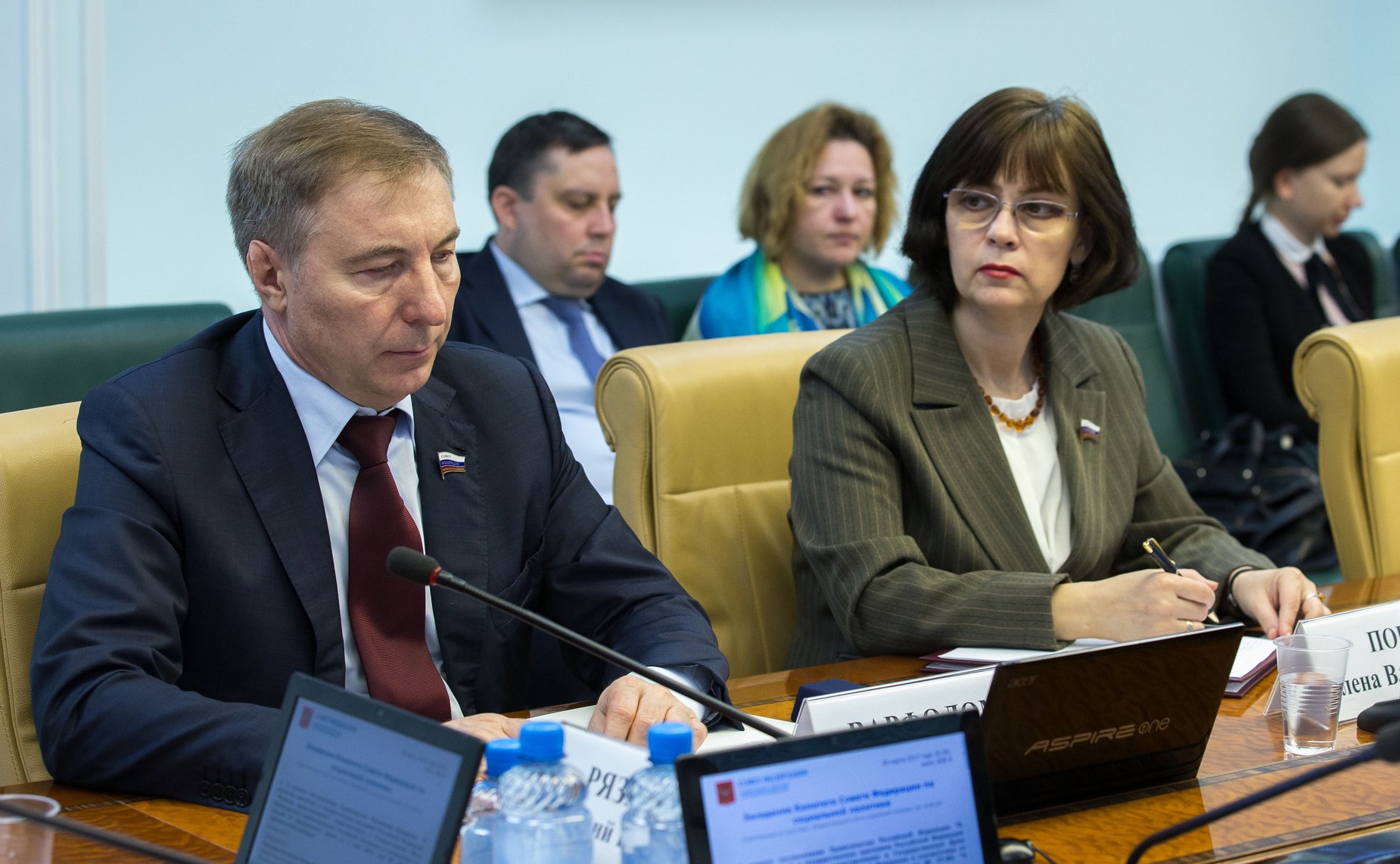 А. Варфоломеев и Е. Попова