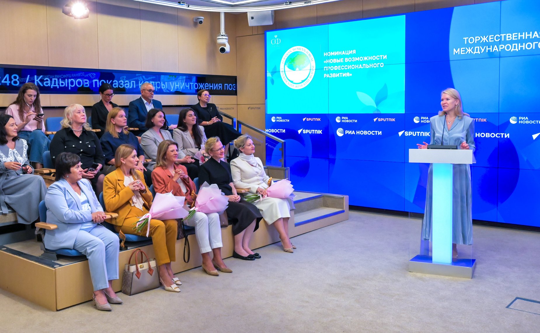 В ММПЦ «Россия сегодня» прошла церемония подведения итогов конкурса «Лидеры в интересах женщин»