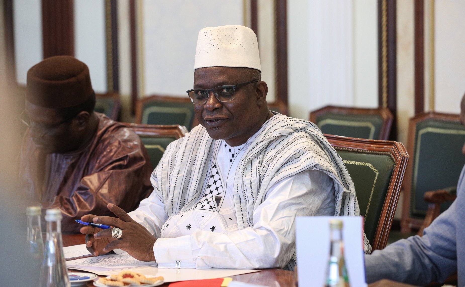 Встреча председателя Комитета СФ по международным делам Григория Карасина с Чрезвычайным и Полномочным Послом Республики Мали в РФ Х. Самаке