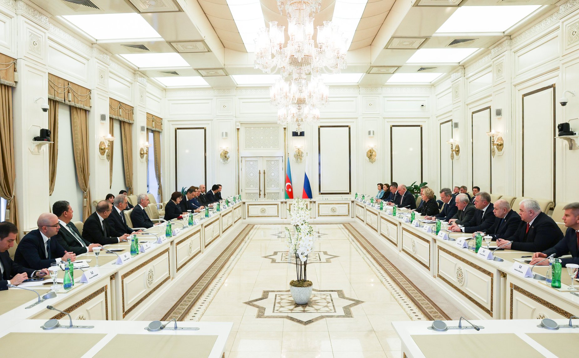 Председатель Совета Федерации Валентина Матвиенко провела встречу с Председателем Милли Меджлиса Азербайджанской Республики Сагибой Гафаровой