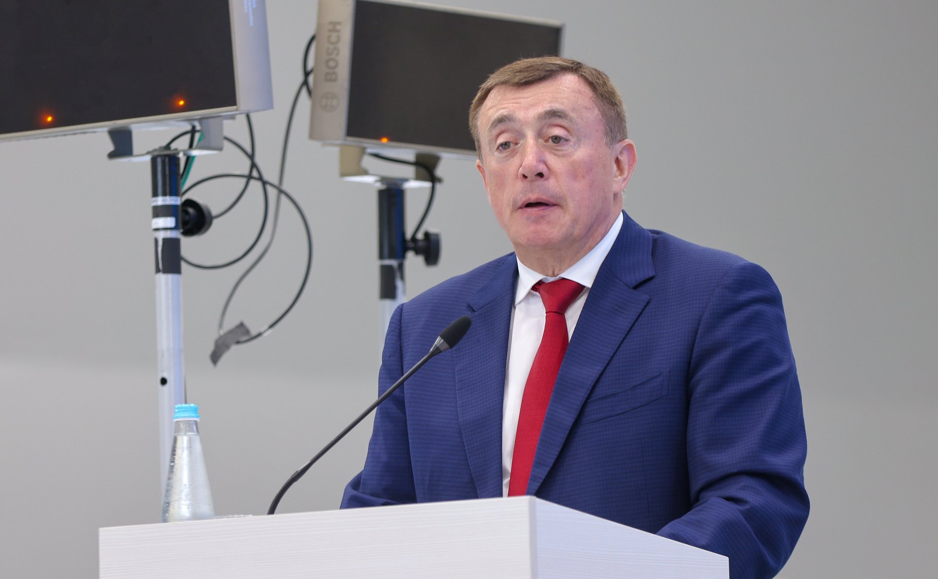 Пленарное заседании Международного форума беспилотных аппаратов всех сред «Крылья Сахалина»