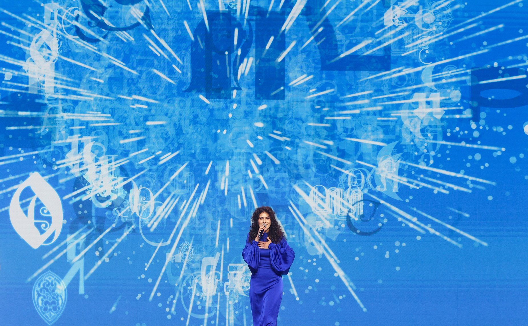 В рамках Всероссийского женского форума «Женщины: сохраняем традиции – развиваем Россию» состоялась Торжественная церемония награждения лауреатов премии «По зову женского сердца»