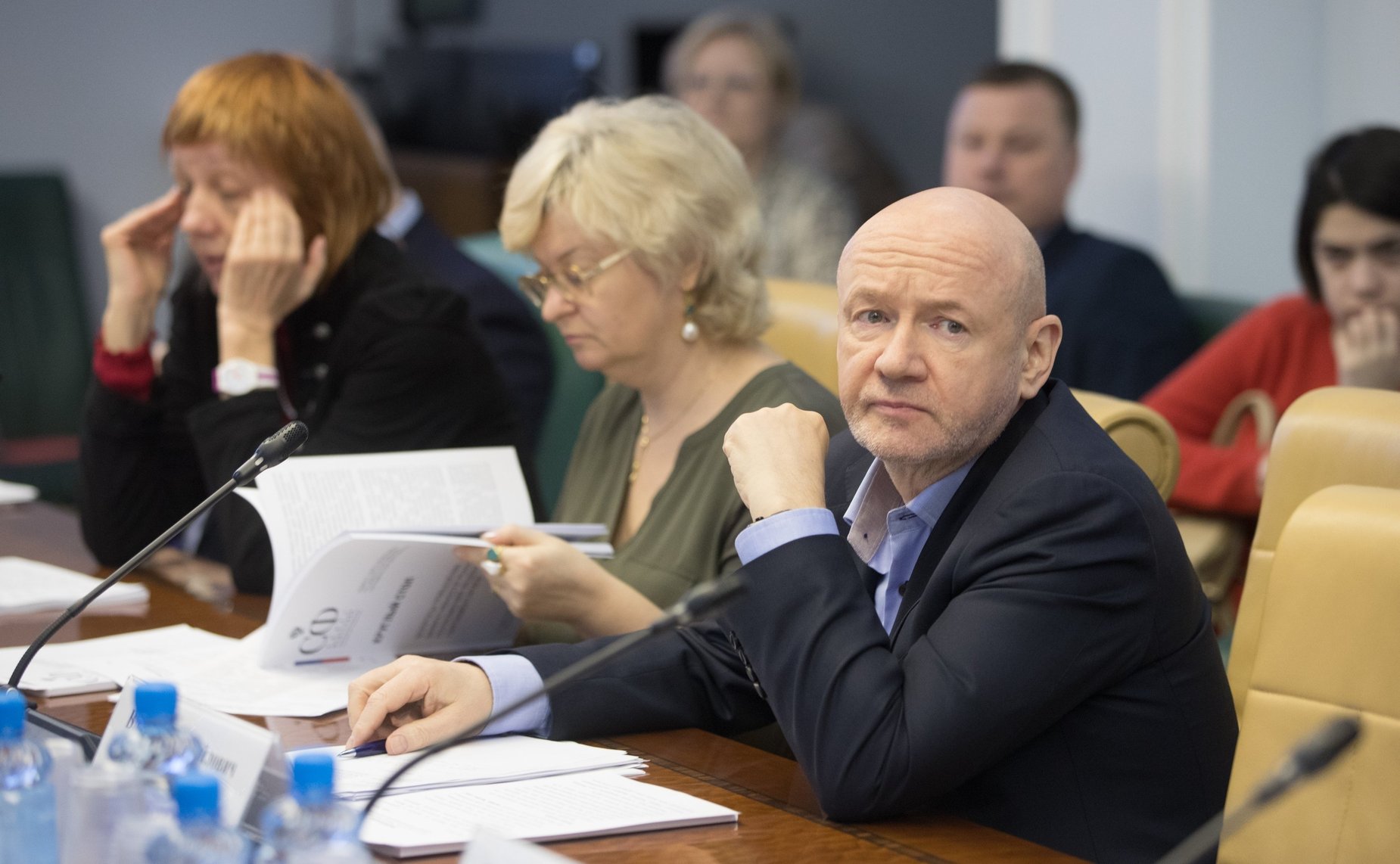 «Круглый стол» на тему «Вопросы повышения эффективности реализации полномочий федеральных парламентариев»