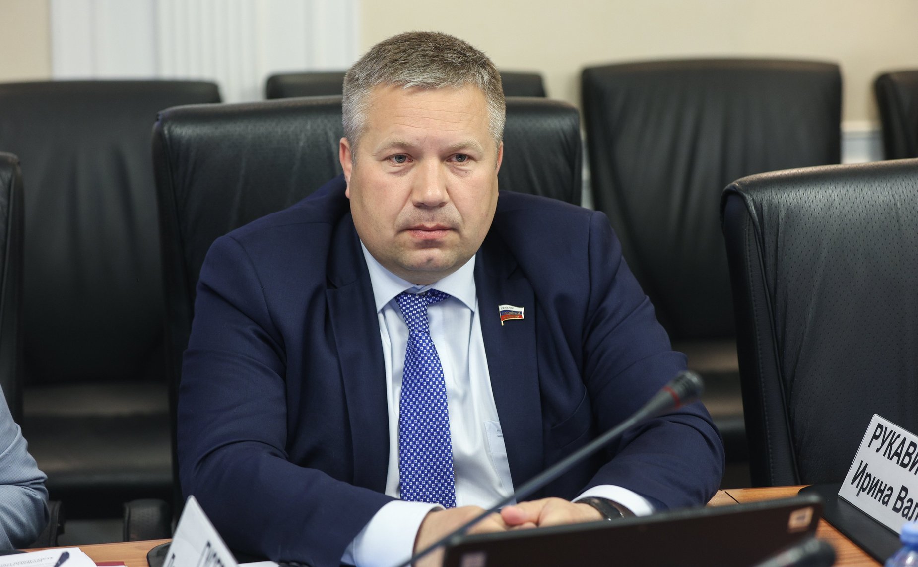 Денис Гусев