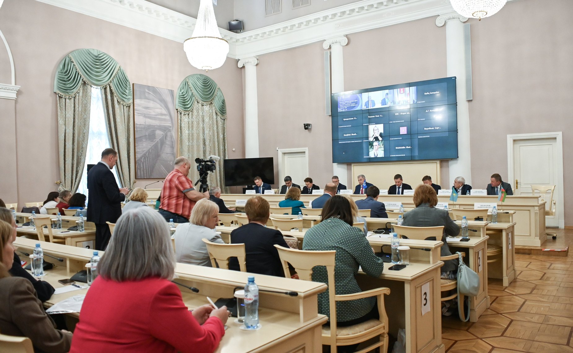 Круглый стол на тему «Применение модельного Налогового кодекса для государств – участников Содружества Независимых Государств и развитие национального законодательства в налоговой сфере»