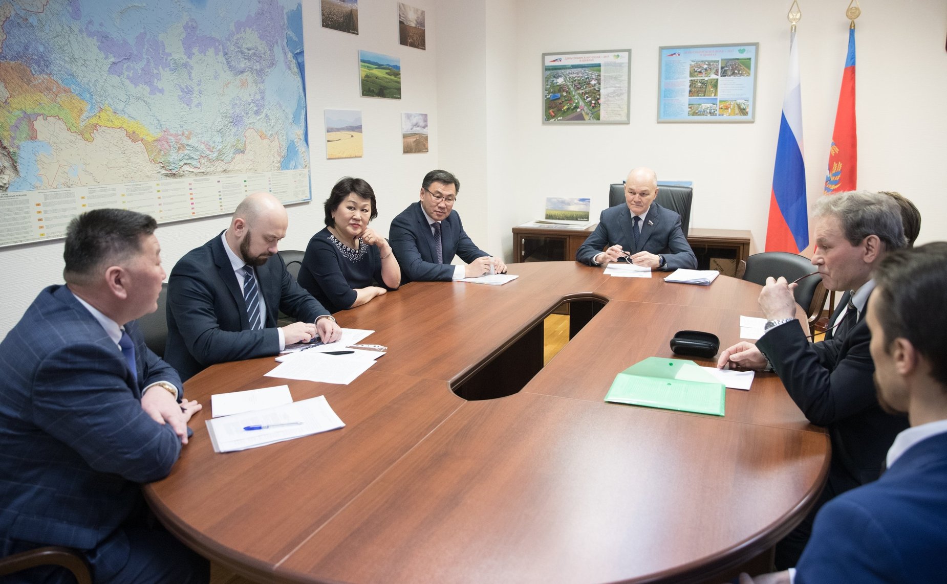 Встреча М. Щетинина с делегацией Республики Бурятия