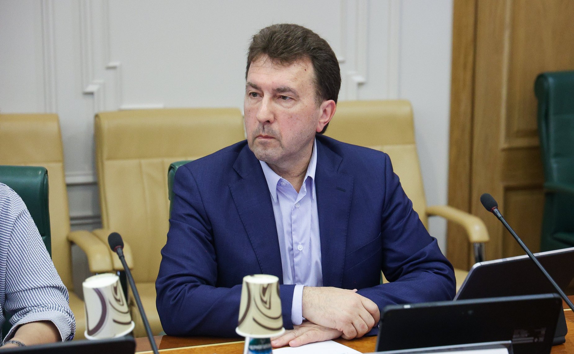 Заседание Комиссии Совета Федерации по информационной политике и взаимодействию со СМИ «Человек как автор информационной революции или как раб информационной революции? Поиск баланса»