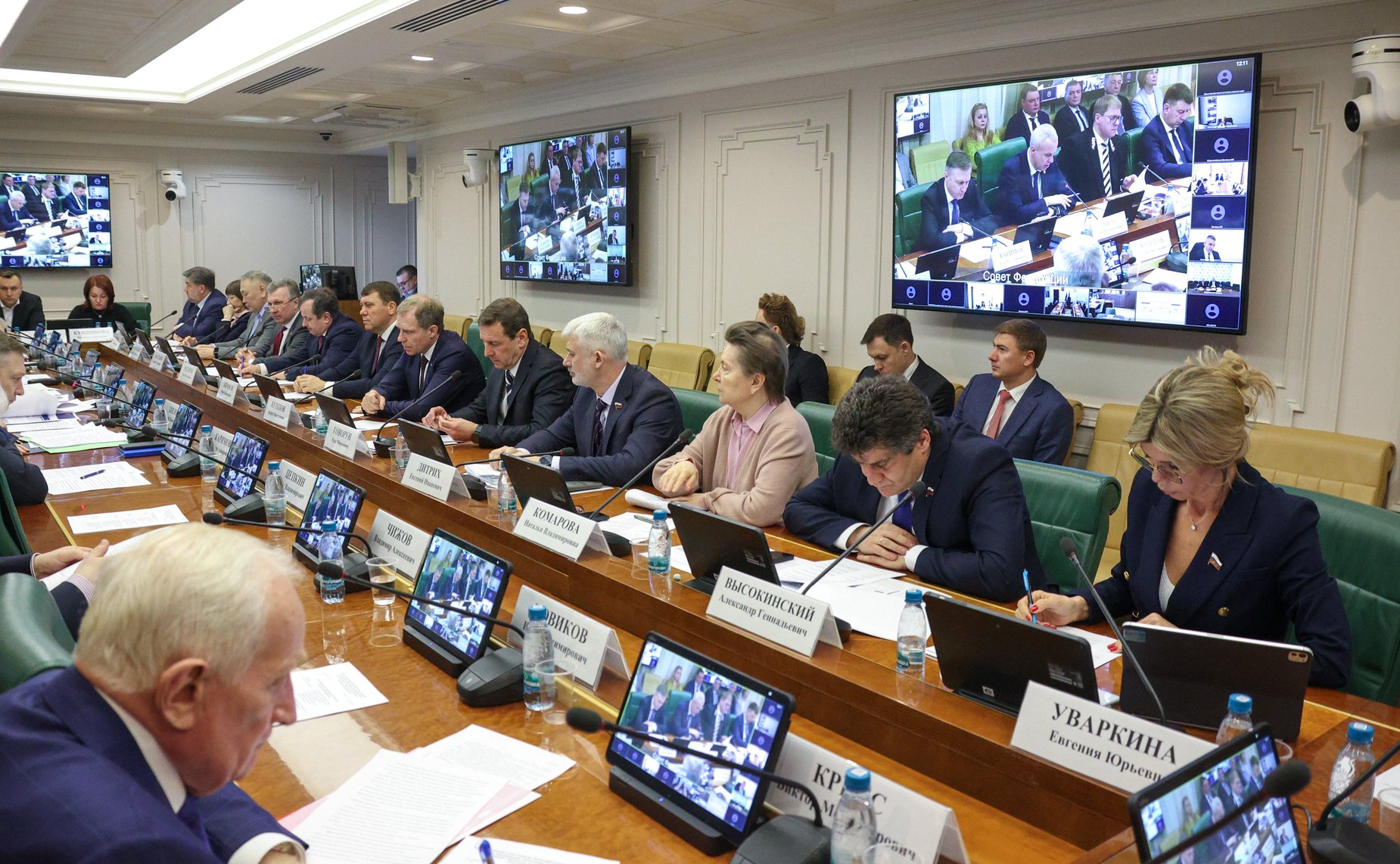 Парламентские слушания Комитета СФ по экономической политике «О реализации программ обновления парка общественного транспорта в субъектах РФ»