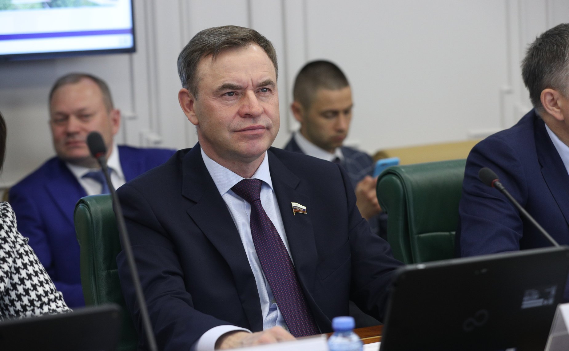 Виктор Новожилов