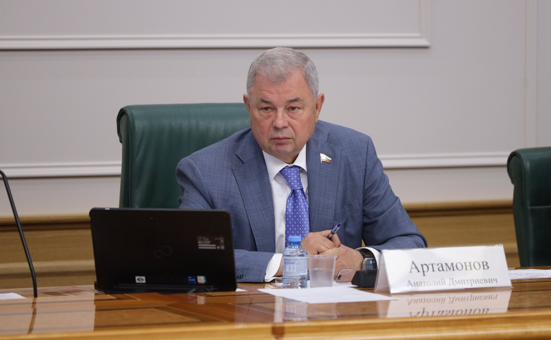 Анатолий Артамонов