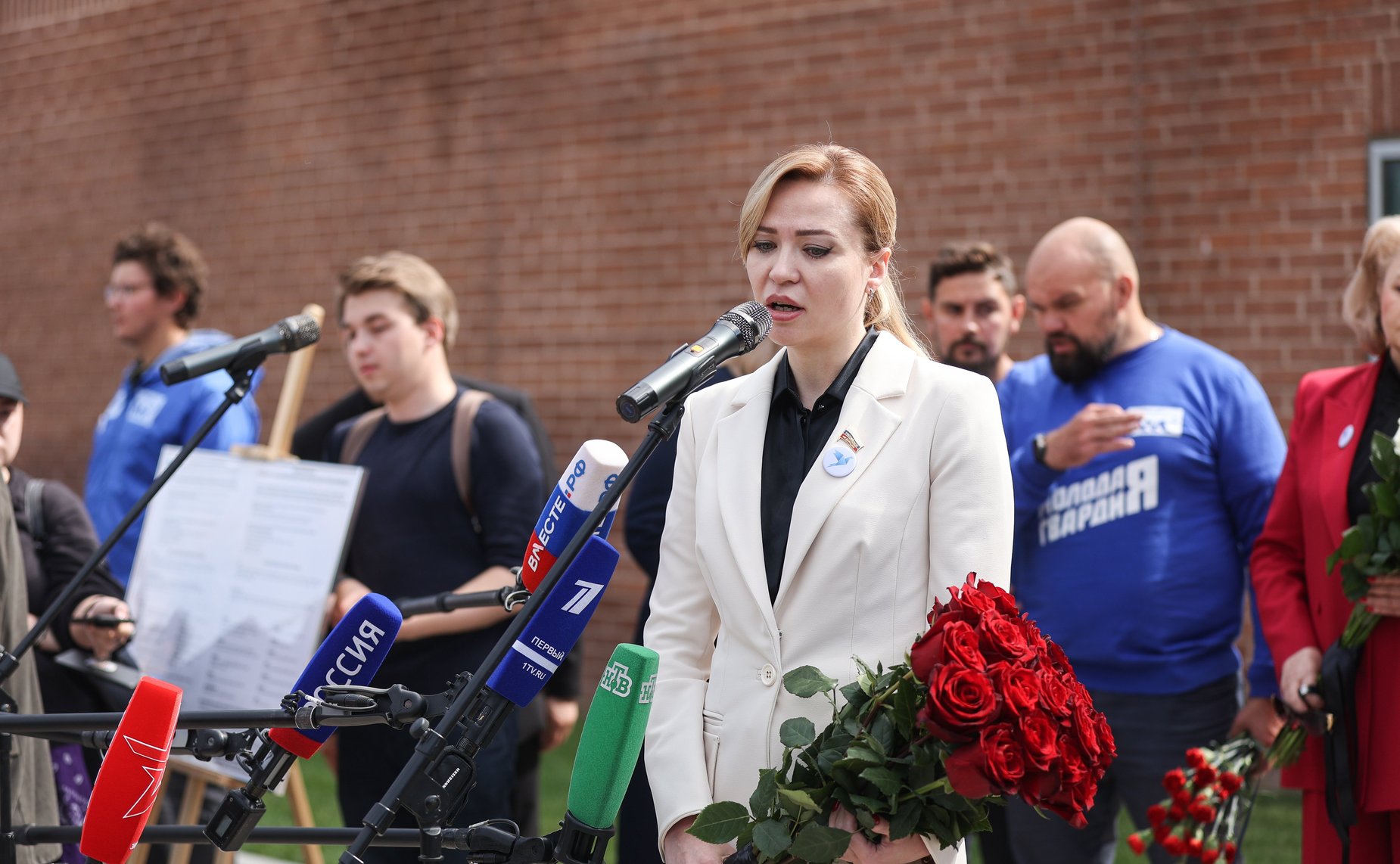 Сенаторы РФ приняли участие в Акции памяти детей Донбасса