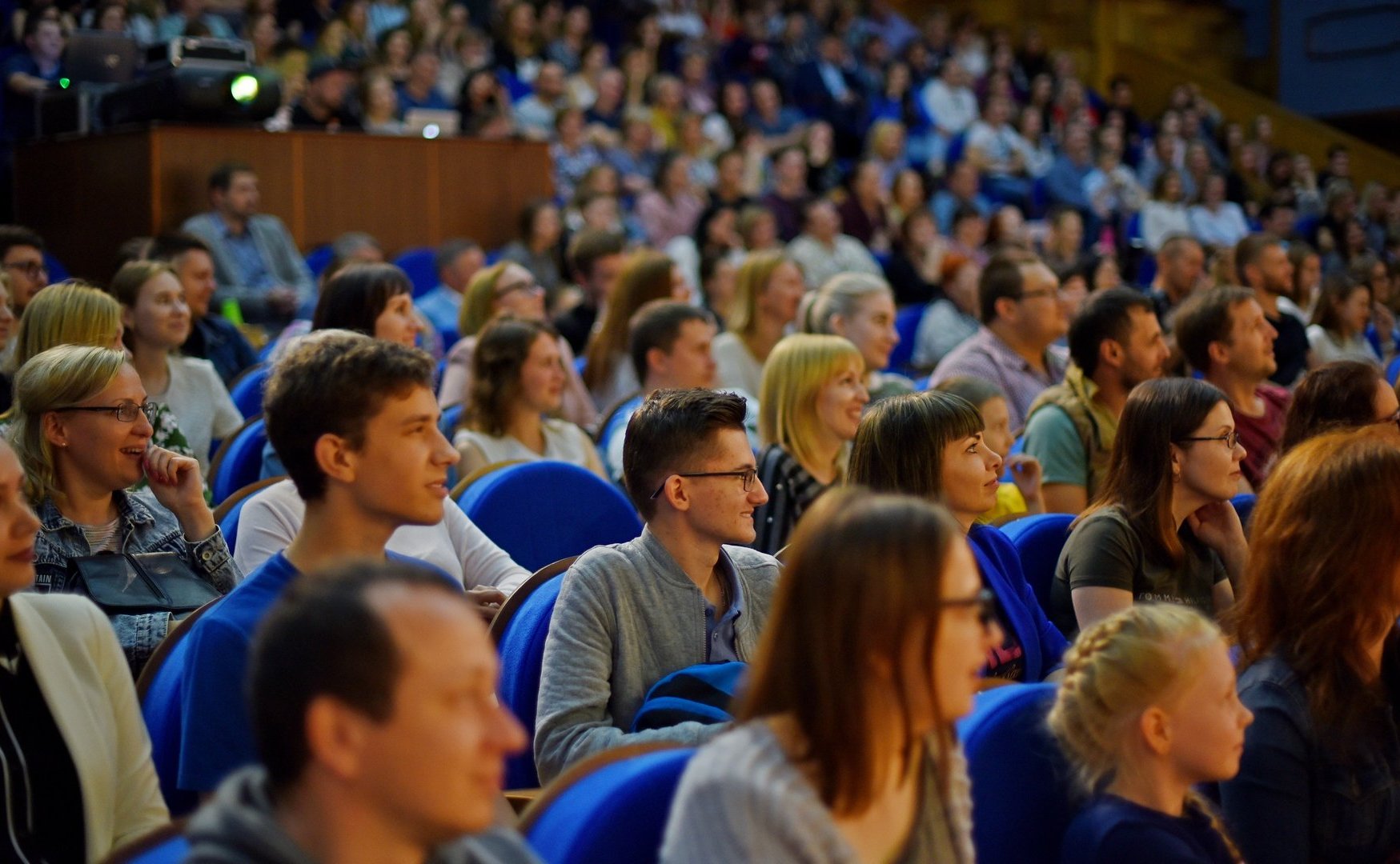 Юрий Воробьев посетил игру КВН на кубок Мэра города Вологды