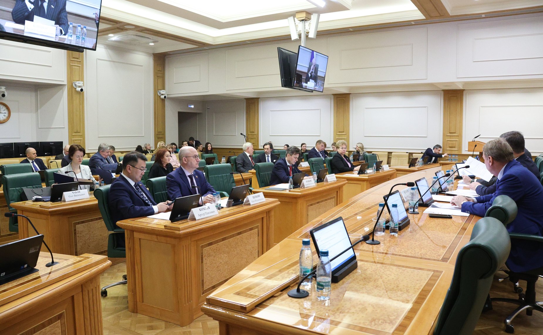 Заседание Комитета Совета Федерации по конституционному законодательству и государственному строительству