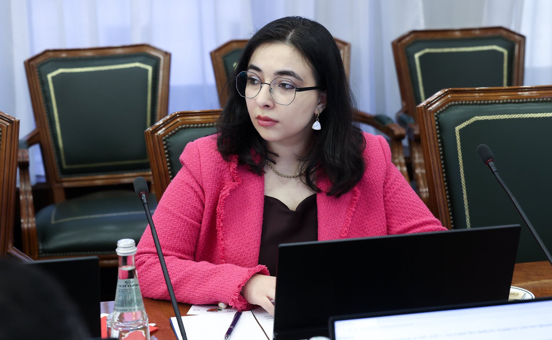 Ильяс Умаханов провел встречу с Чрезвычайным и Полномочным Послом Королевства Бахрейн в РФ Ахмедом Абдулрахманом Махмудом Аль-Саати и Главой Представительства Лиги арабских государств в России Валидом Хамидом Шилтагом