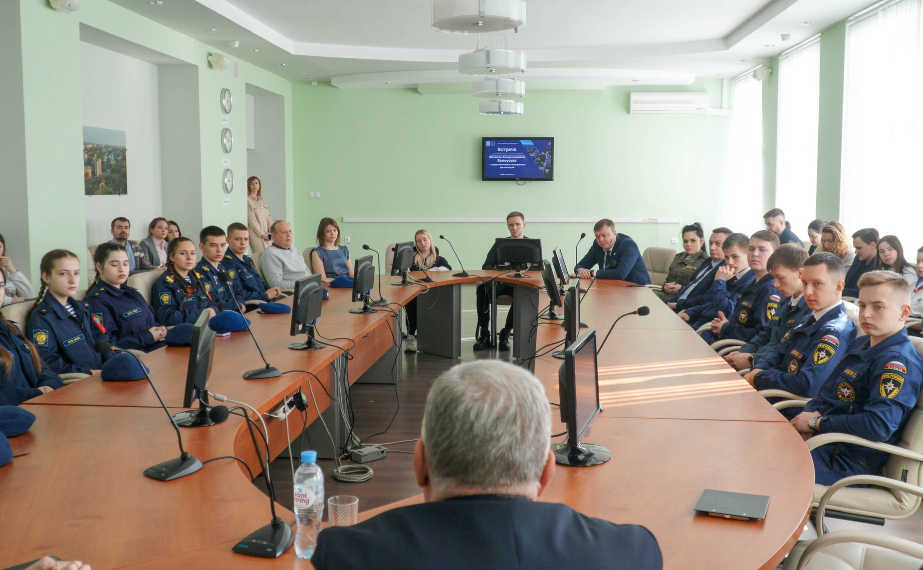 Михаил Белоусов провел встречу с представителями молодежных организаций Тамбовской области