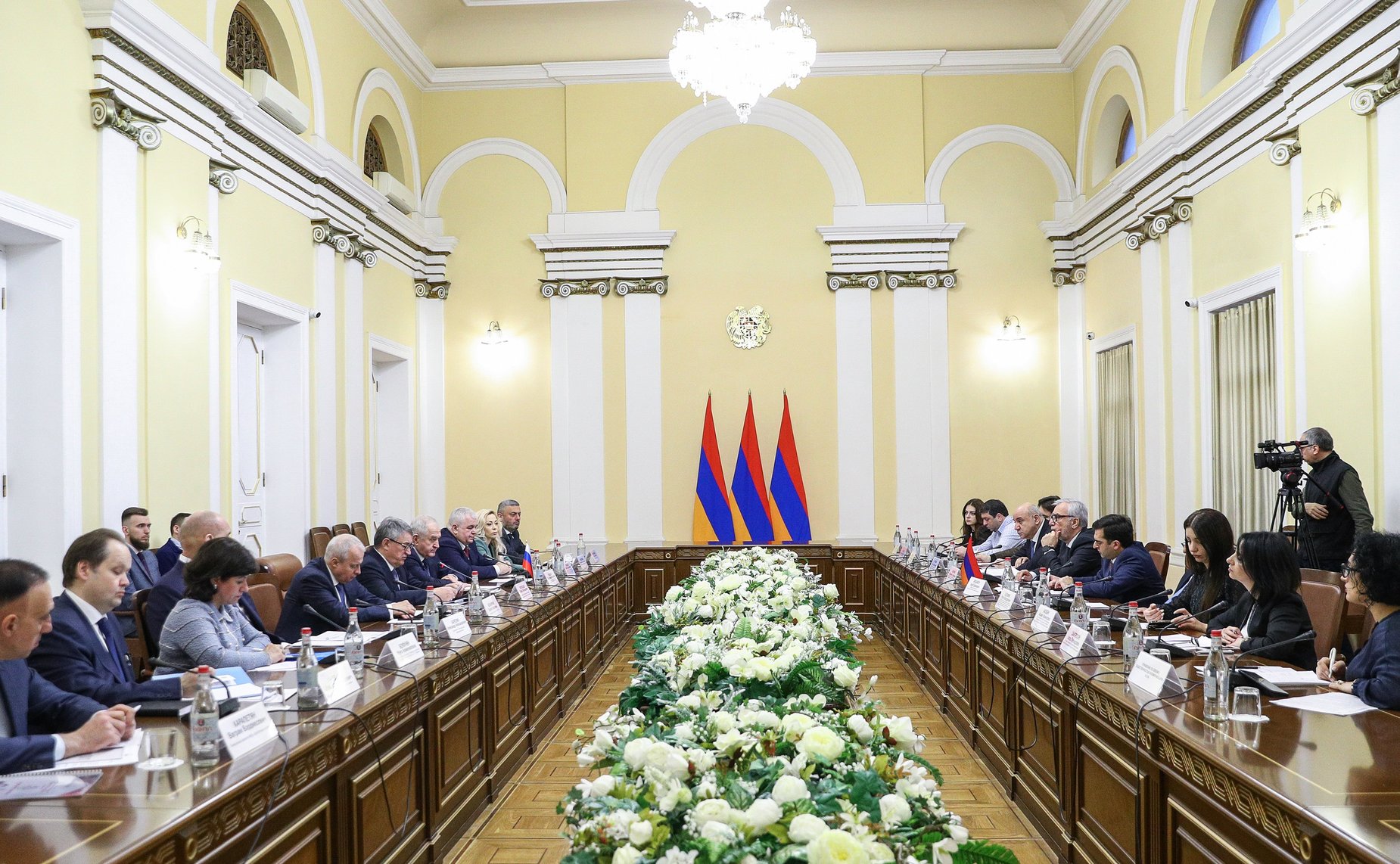 Встреча сопредседателей Межпарламентской комиссии по сотрудничеству Федерального Собрания Российской Федерации и Национального Собрания Республики Армения Юрия Воробьева и Акоба Аршакяна