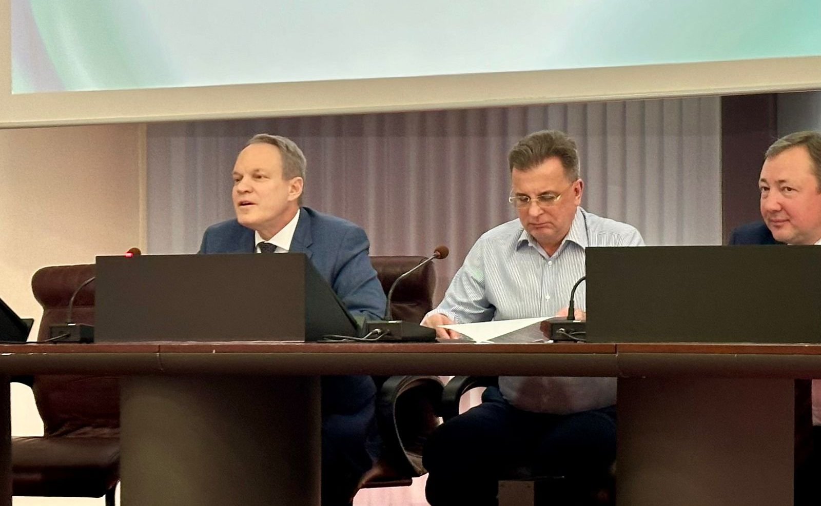 Александр Башкин провел ряд встреч с коллективами организаций, предприятий и образовательных учреждений Астраханской области