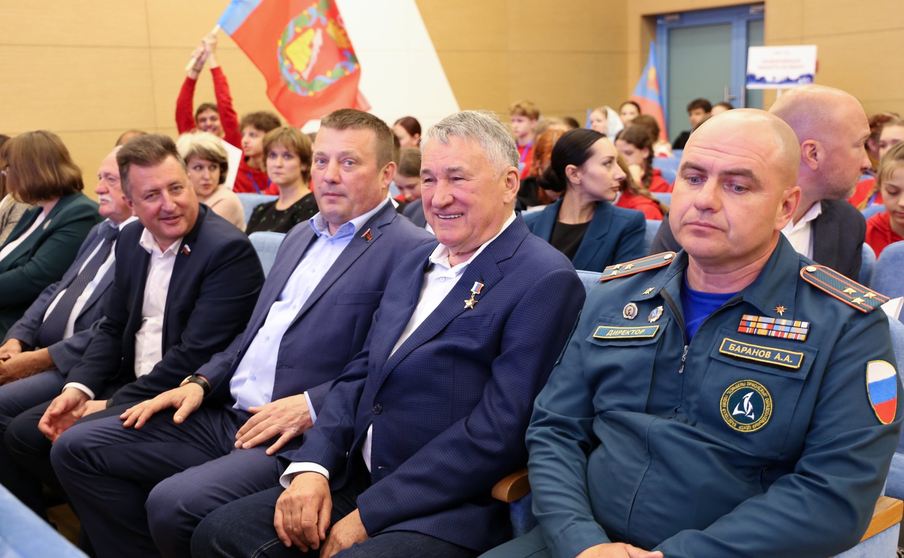 Заместитель Председателя СФ Юрий Воробьев принял участие в мероприятиях юбилейного Х Всероссийского детского фестиваля народной культуры «Наследники традиций»