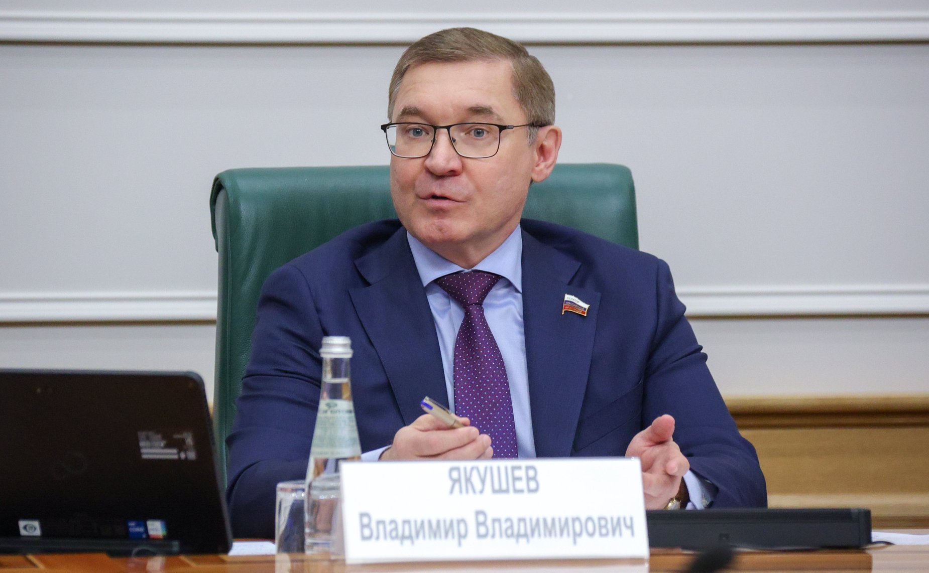 Владимир Якушев