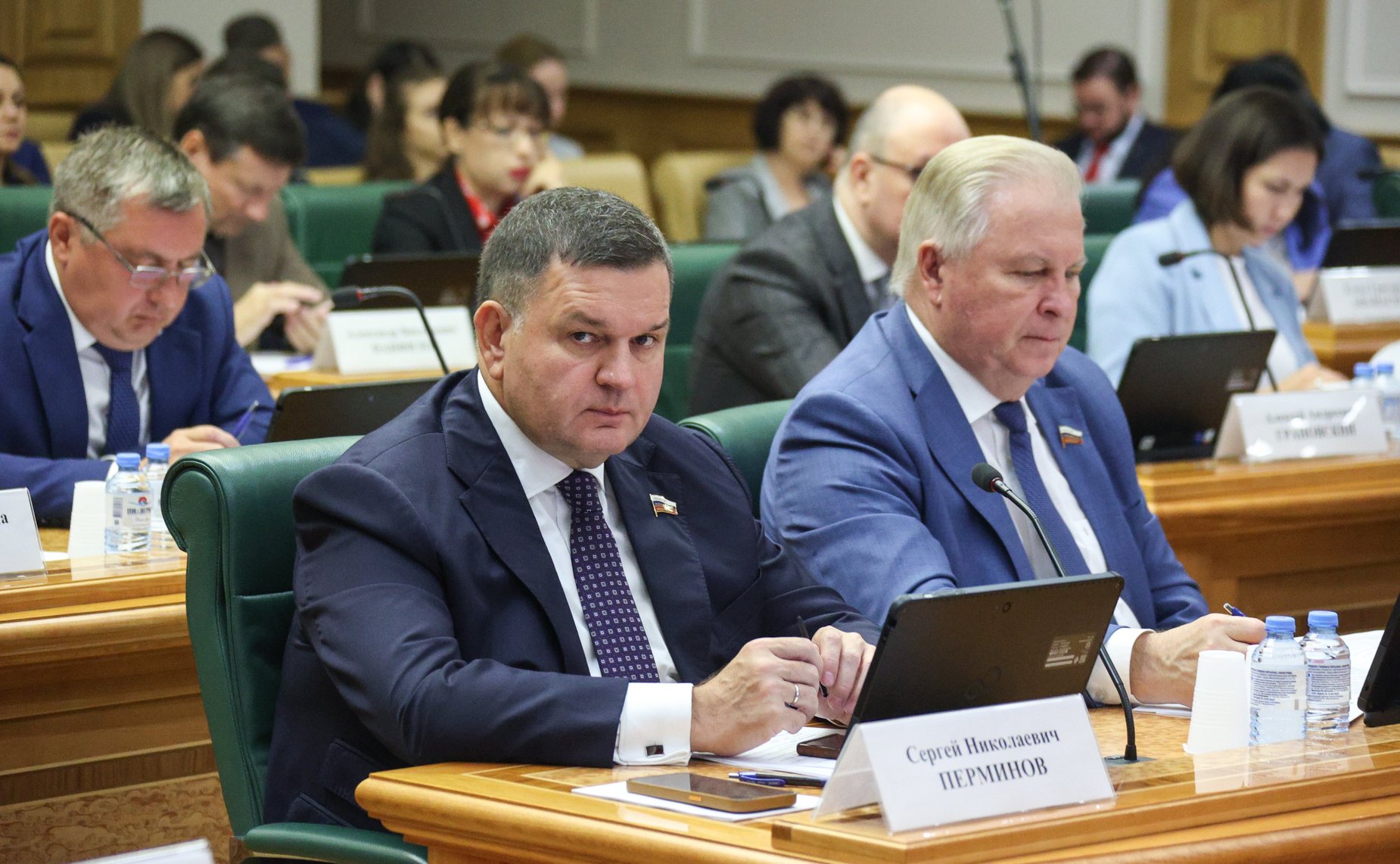 Круглый стол Комитета СФ по Регламенту и организации парламентской деятельности на тему «О сводном докладе о государственном контроле (надзоре), муниципальном контроле в РФ в 2023 году»