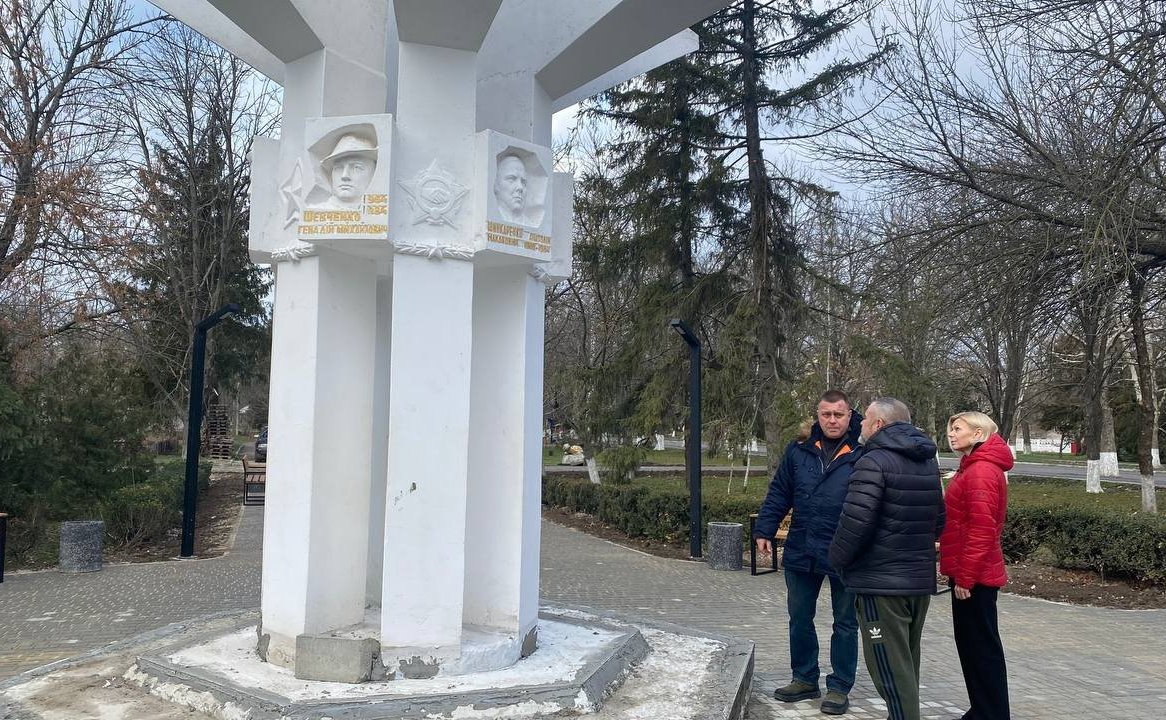 Игорь Кастюкевич посетил два социальных объекта в Чаплынке