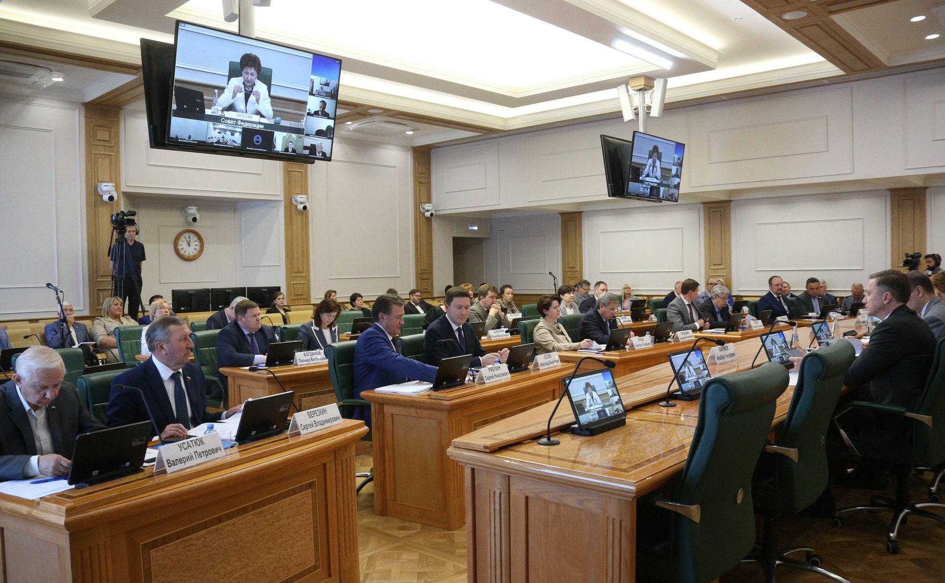 Заседание Совета по вопросам жилищного строительства и содействия развития ЖКХ при СФ