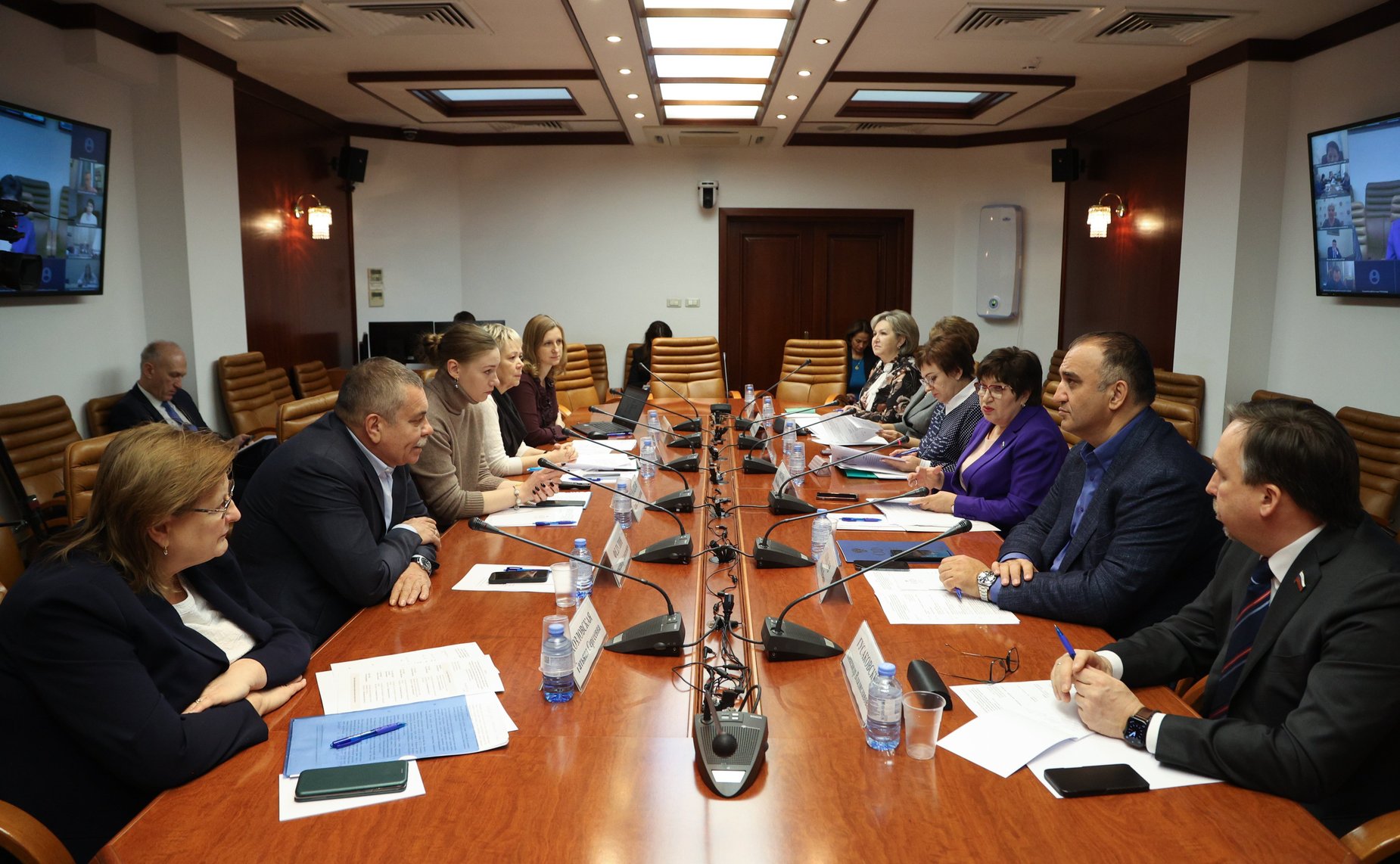 Круглый стол Комитета СФ по социальной политике