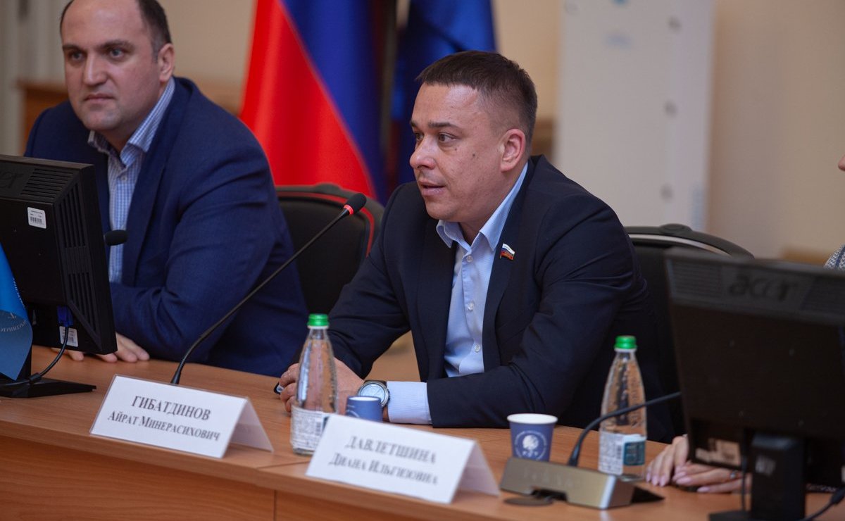 Айрат Гибатдинов встретился со студентами Российского государственного гуманитарного университета