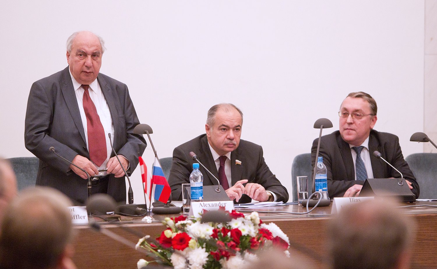 25-10 Умаханов форум 13