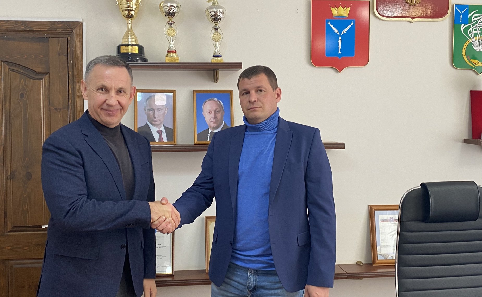 Олег Алексеев встретился с главой Перелюбского района Николаем Савельевым