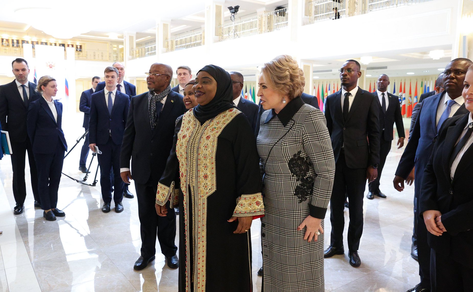 Встреча Председателя Совета Федерации Валентины Матвиенко с Председателем Ассамблеи Республики Мозамбик Маргаридой Адамужи Талапой