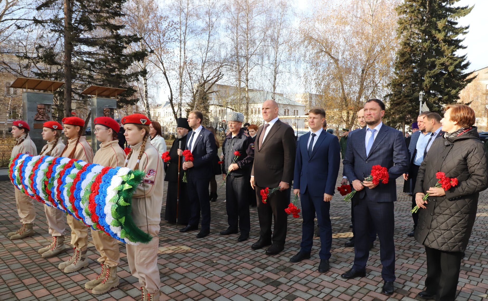 Александр Карелин принял участие в открытии современного центра греко-римской борьбы в городе Бийске