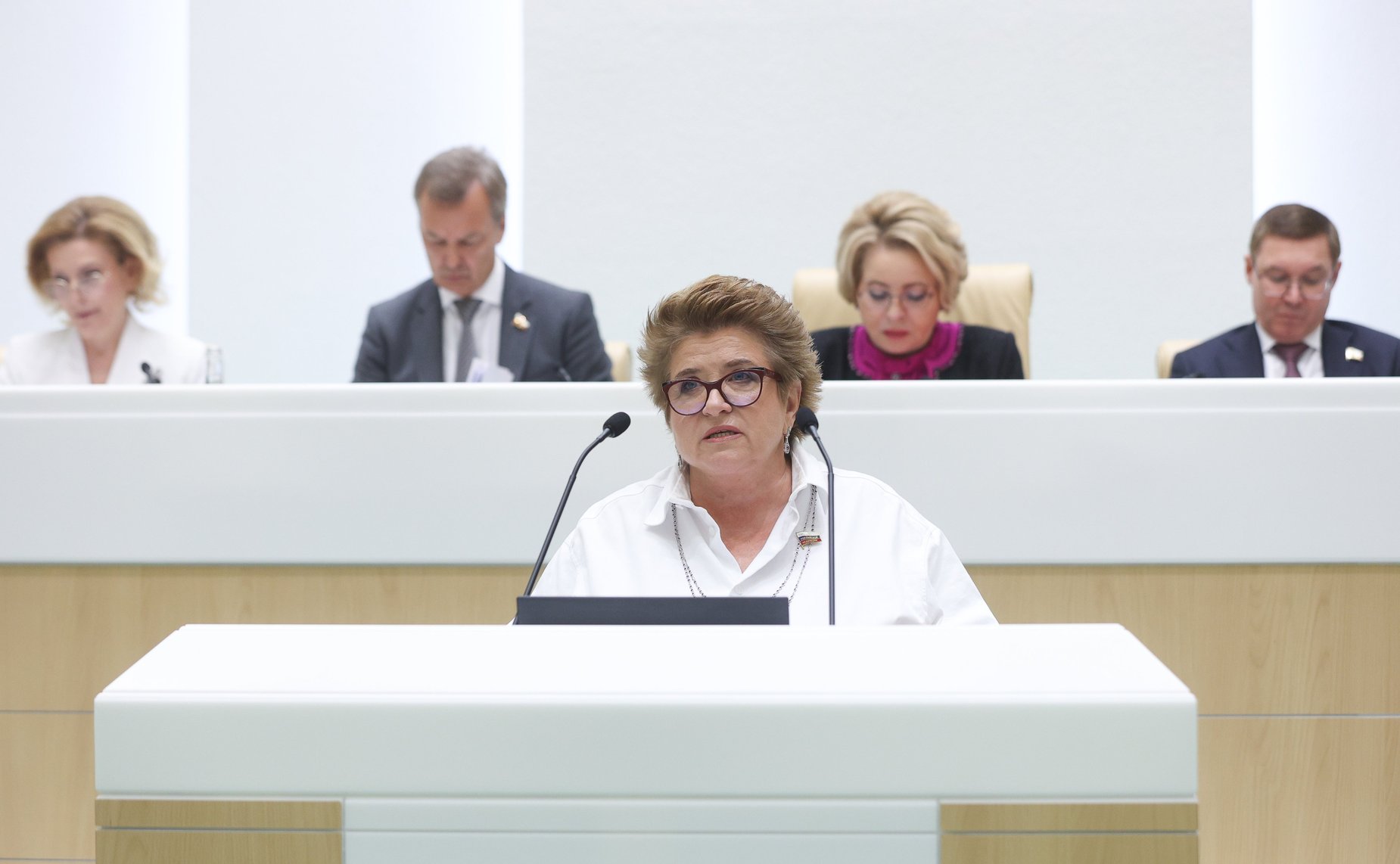 Любовь Глебова