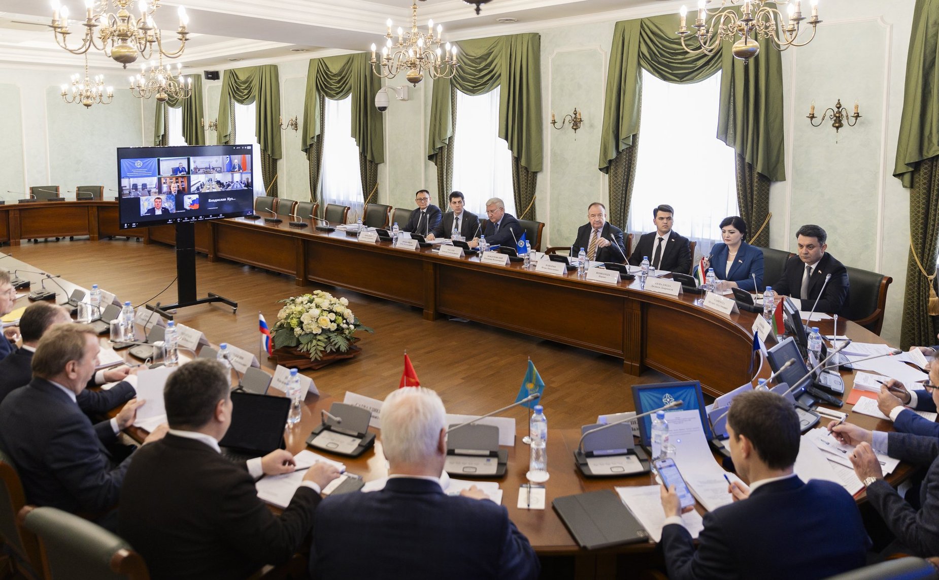 Участие сенаторов Российской Федерации в заседании Постоянной комиссии ПА ОДКБ по социально-экономическим и правовым вопросам