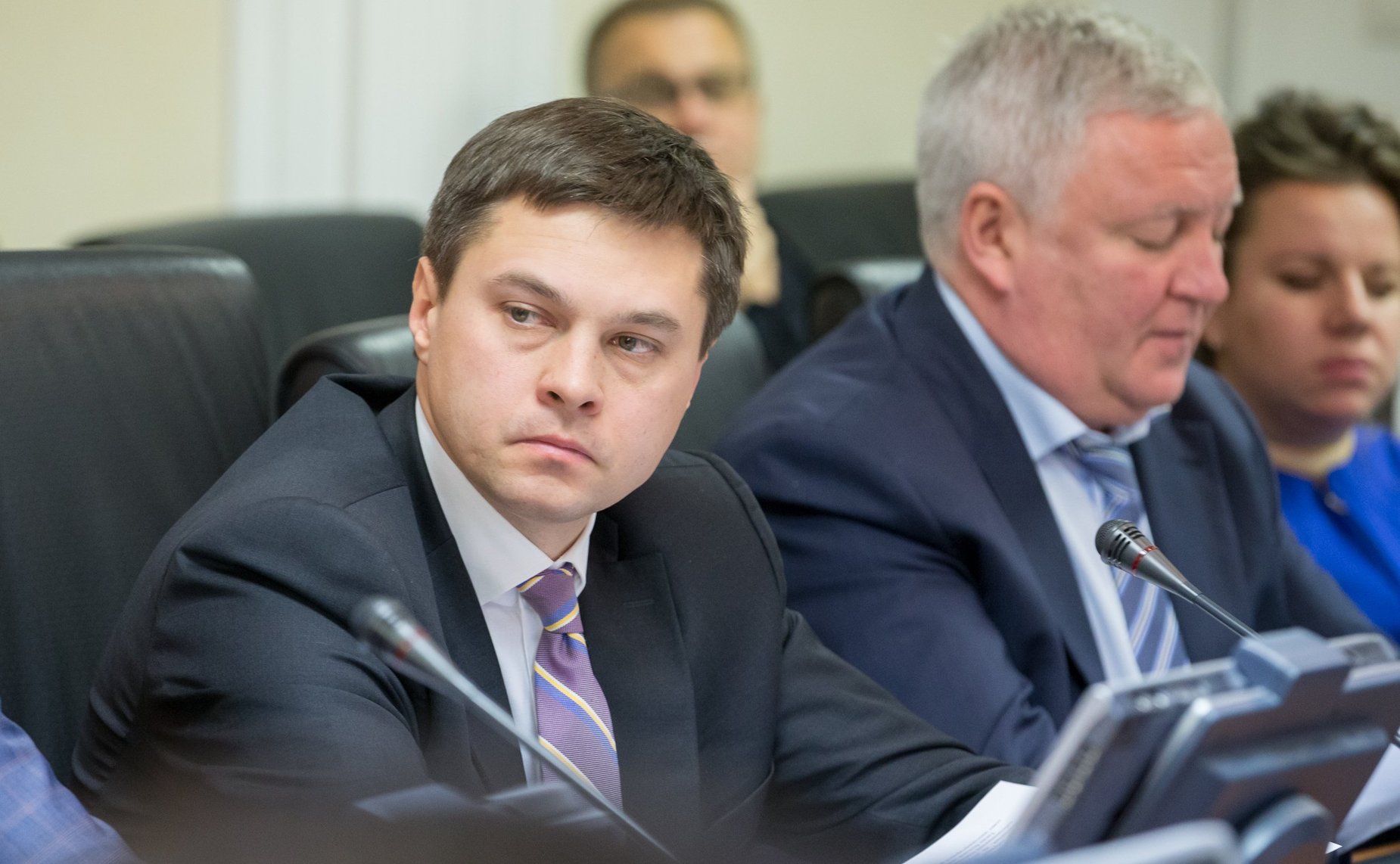 «Круглый стол» на тему «О совершенствовании законодательной базы в сфере управления многоквартирными домами и ответственности управляющих организаций за оказываемые жилищно-коммунальные услуги в субъектах РФ»