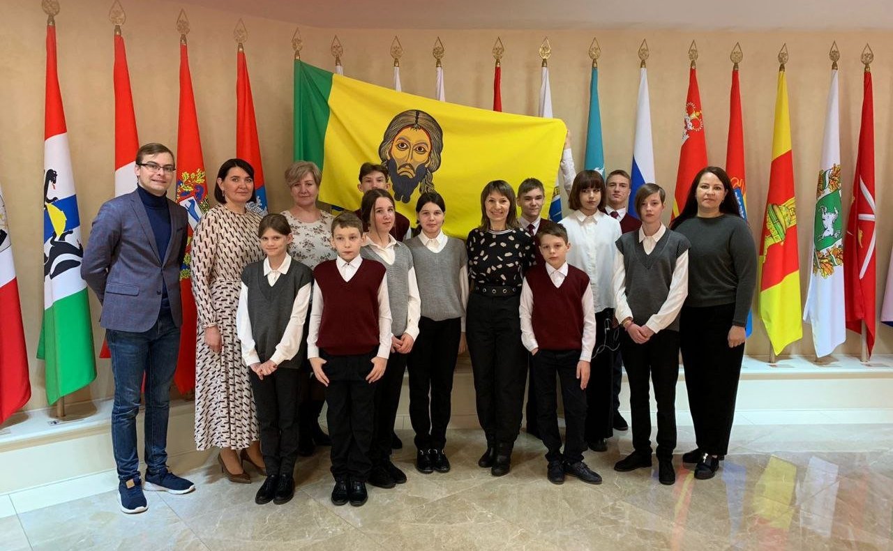 Юлия Лазуткина организовала поездку в Москву для воспитанников и педагогов детского дома Пензенской области