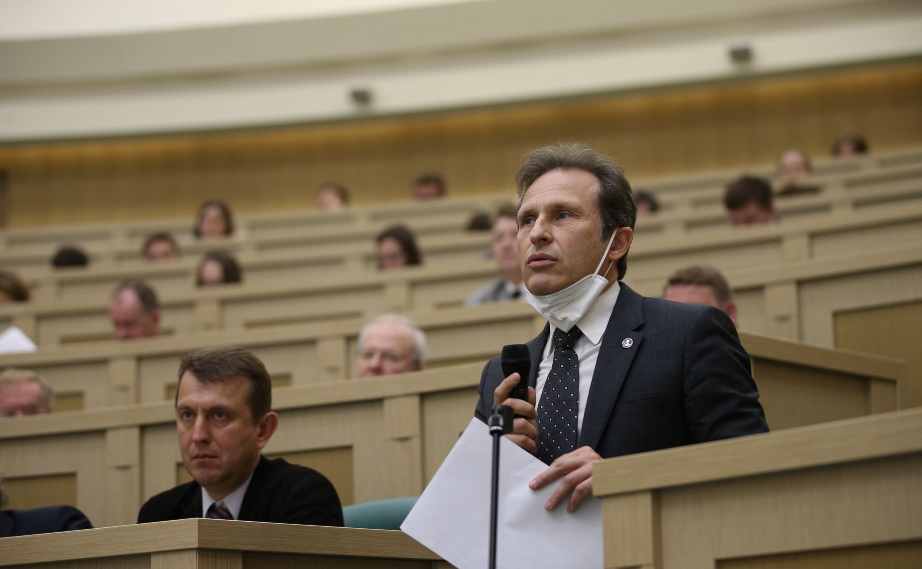 Парламентские слушания на тему «Научный кадровый потенциал страны: состояние, тенденции развития и инструменты роста»