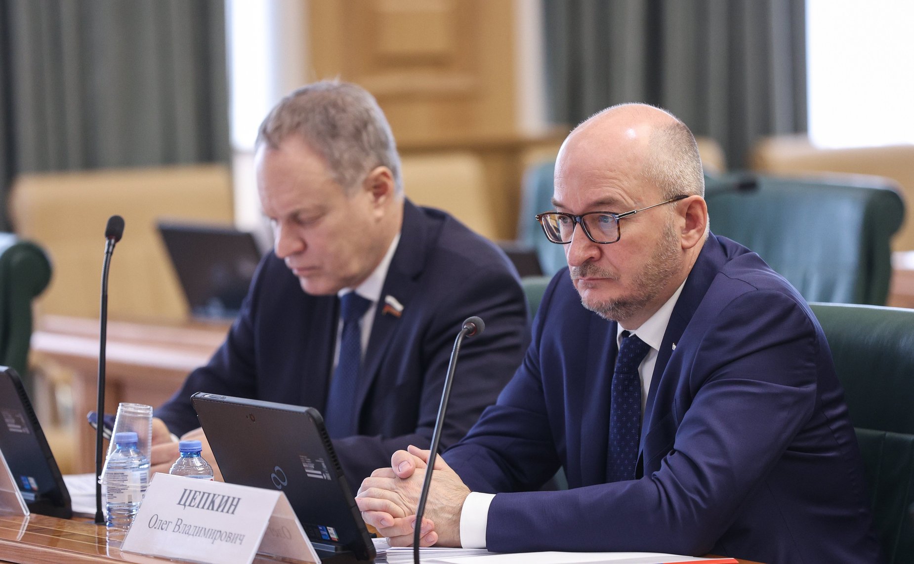 Заседание Комитета СФ по конституционному законодательству и государственному строительству