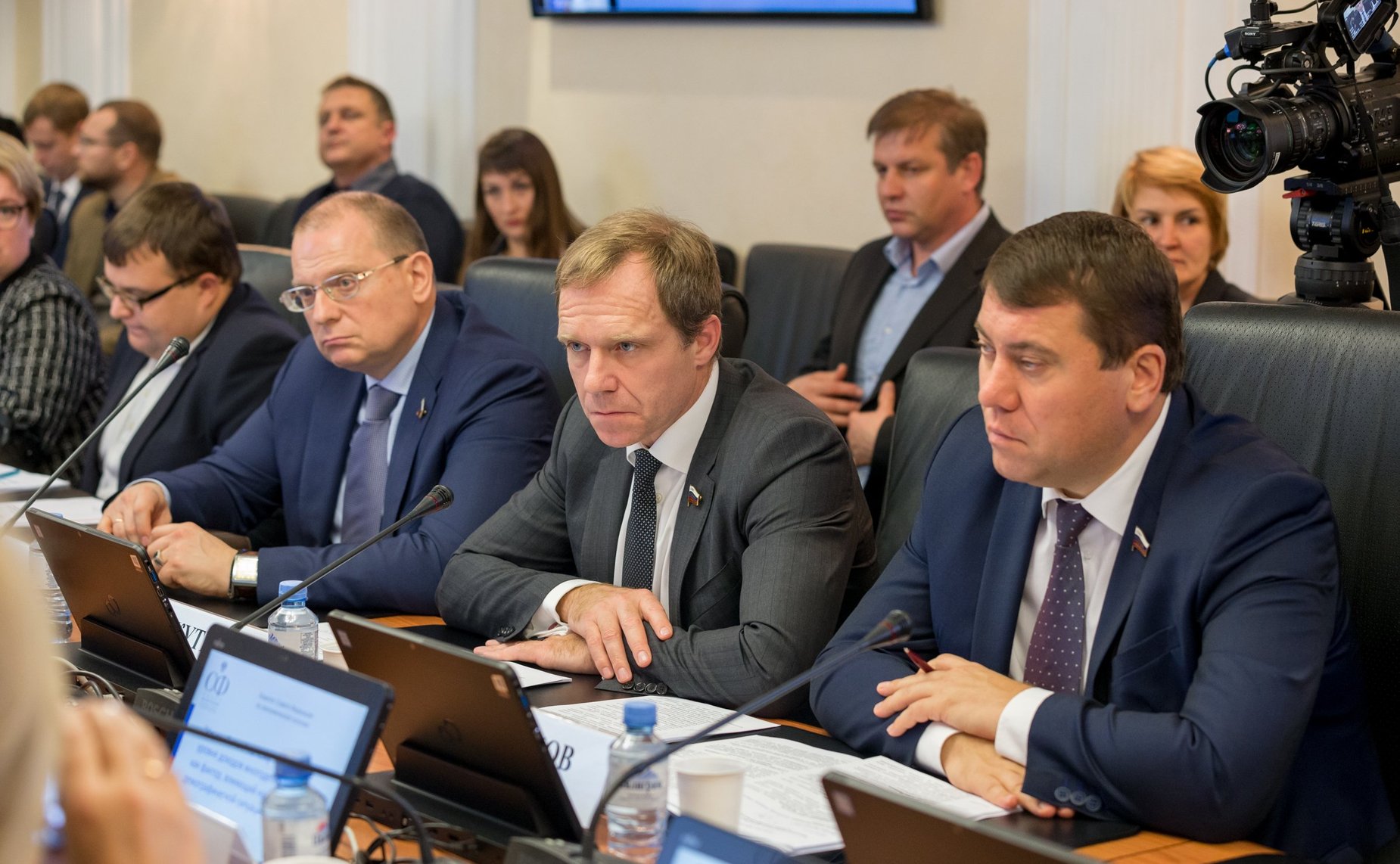 «Круглый стол» Комитета СФ по экономической политике на тему «Повышение уровня доходов многодетных семей как фактор, влияющий на улучшение демографической ситуации в стране»