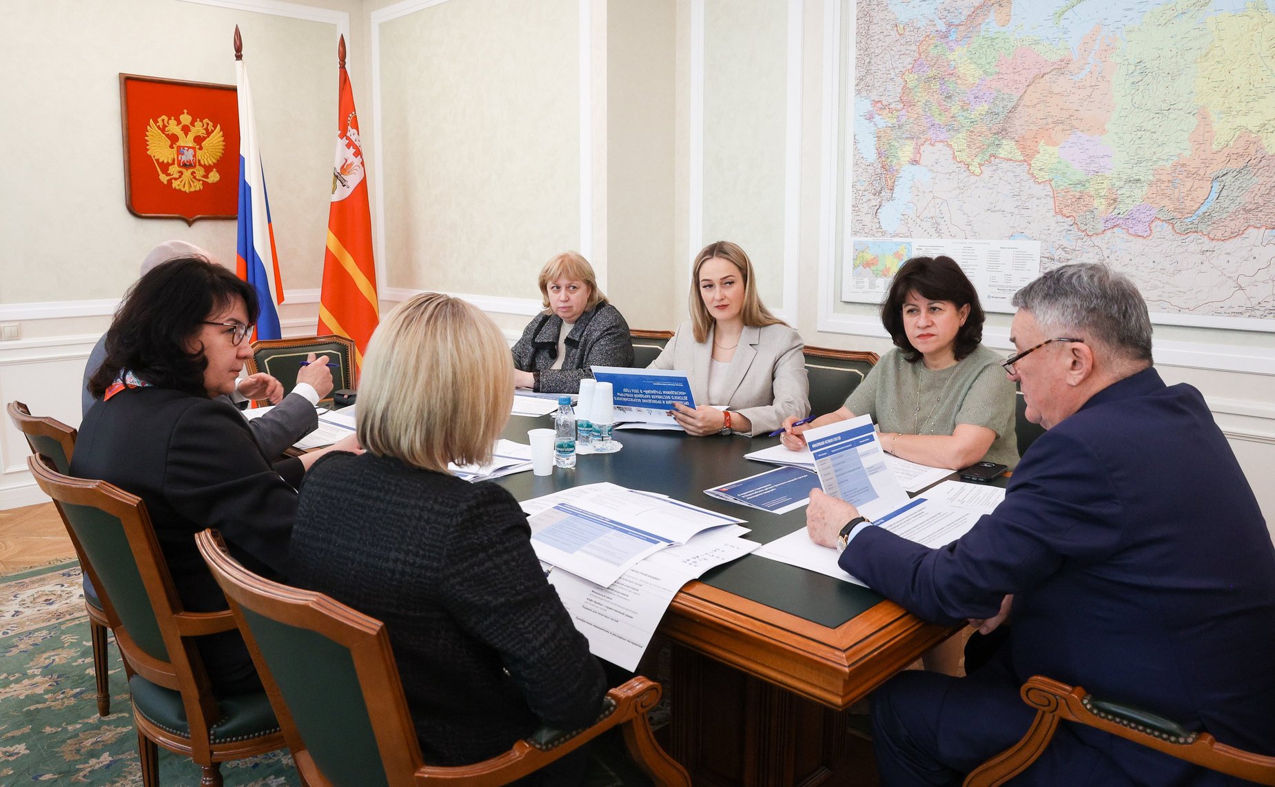 Совещание по вопросу организации и проведению Всероссийского детского фестиваля народной культуры «Наследники традиций» и развитию Образовательного центра — кадетская школа «Корабелы Прионежья»