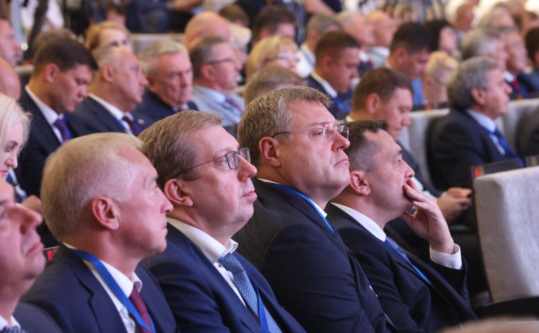 Пленарное заседание Девятого форума регионов Беларуси и России