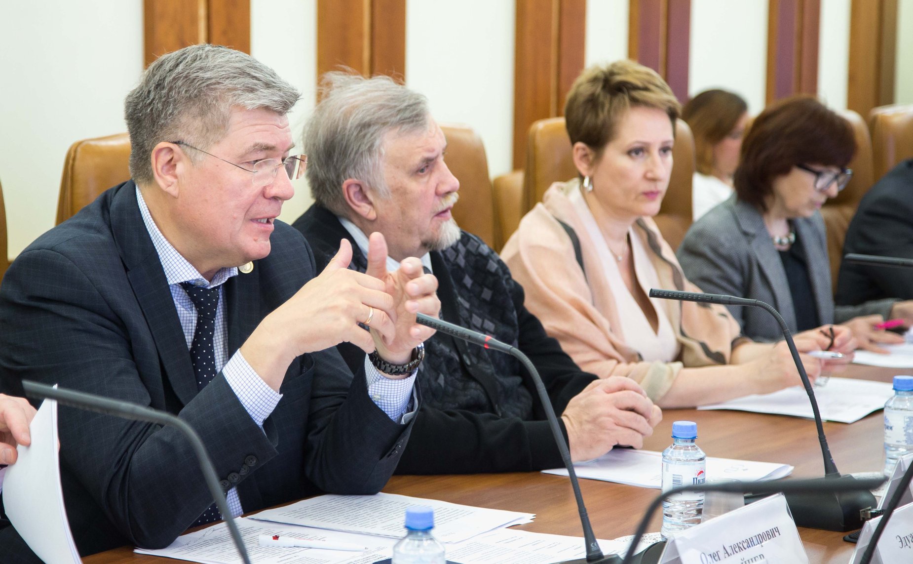 Совещание, посвященное подготовке к внесению в Государственную Думу проекта федерального закона о расширении случаев применения домашнего ареста