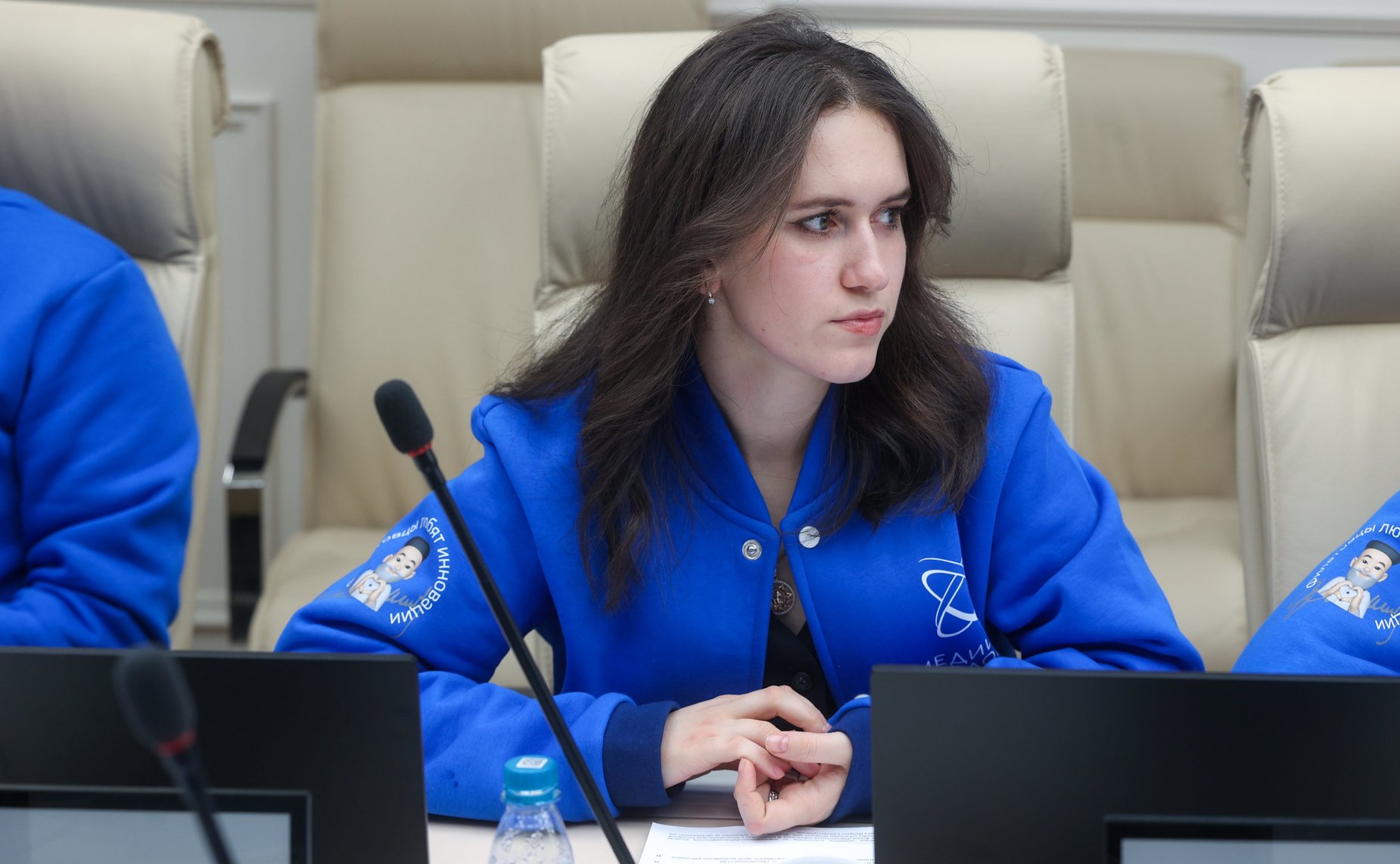 Круглый стол Комитета СФ по социальной политике «Актуальные вопросы совершенствования мер поддержки молодых специалистов, работающих в сфере здравоохранения (в рамках проекта «Всероссийская научная школа «Медицина молодая»)»