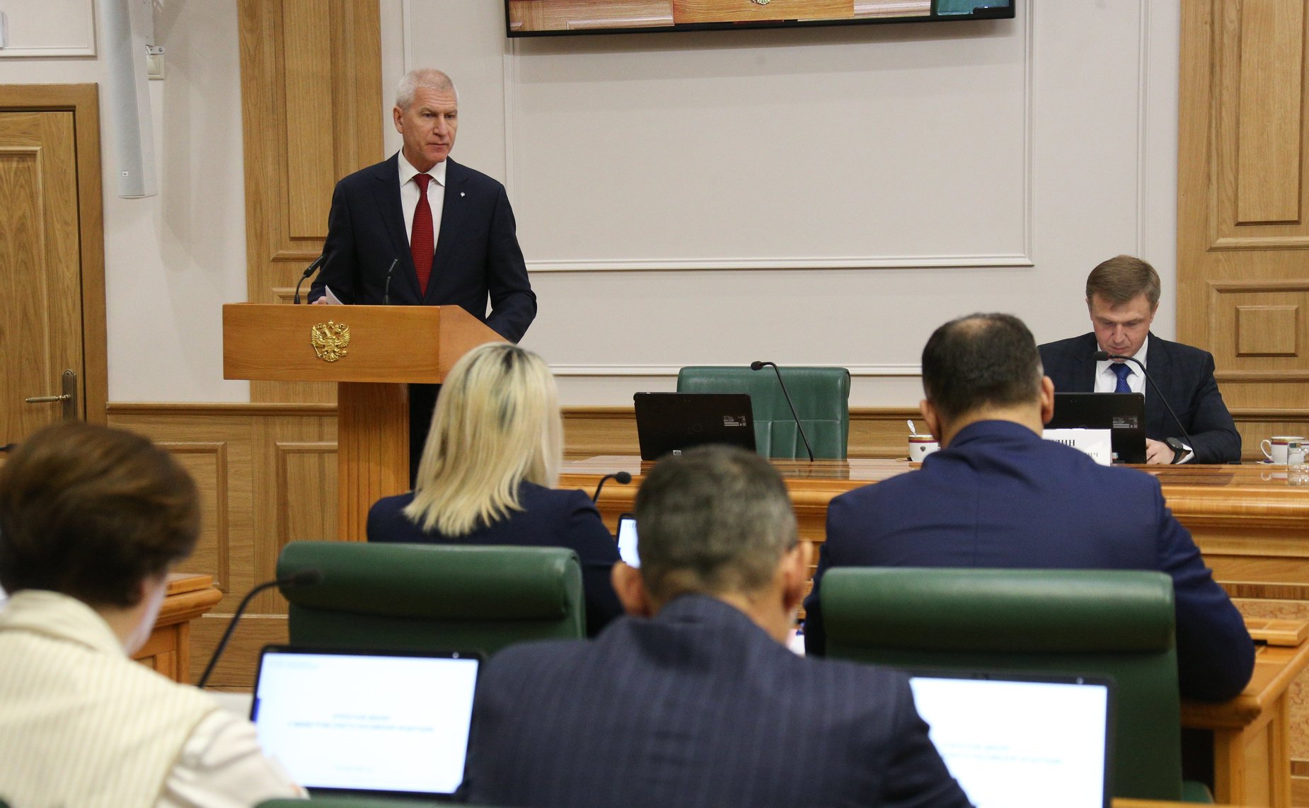 Встреча сенаторов Российской Федерации с Министром спорта Российской Федерации Олегом Матыциным в формате «открытого диалога»