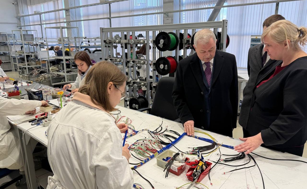 Анатолий Артамонов с рабочей поездкой посетил Калугу и город Обнинск